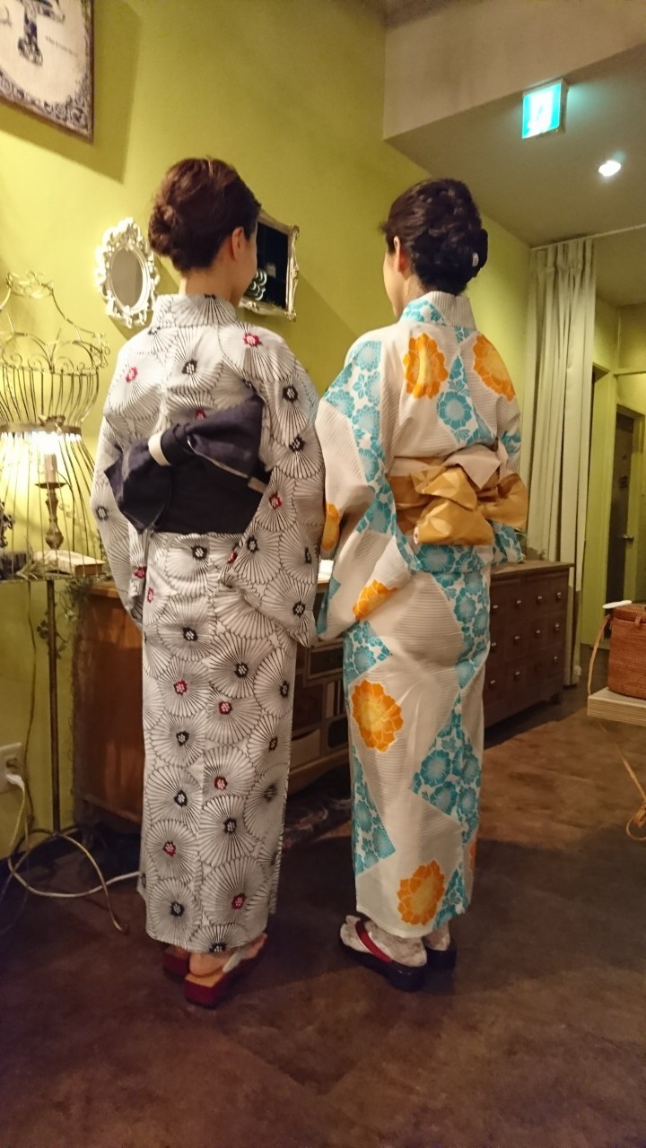 神戸初開催 オープニングワイン会の様子